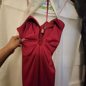 Chic Strapless Burgundy Dress